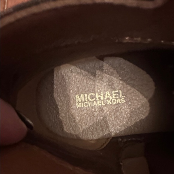 NWOT Michael Kors Girls short Boots - Size 2 - Picture 5 of 6